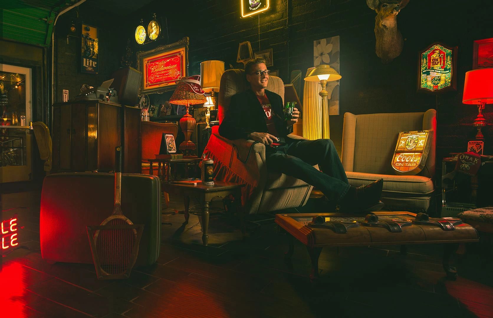 Vintage neon lounge